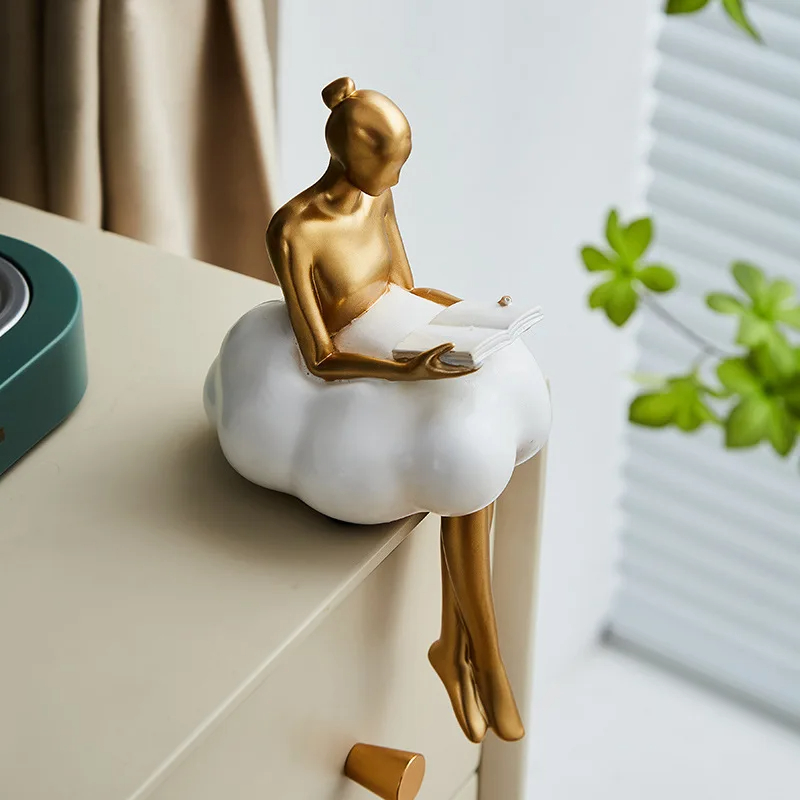 Nordic Cloud Dress Girl Statue - огляд і ціна Art And Craft Studio